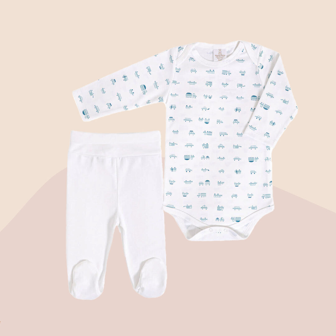Conjunto Pima Body & Pantalón Aventura sobre ruedas